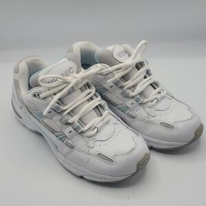 Vionic Walker Classic with Arch Support size 6